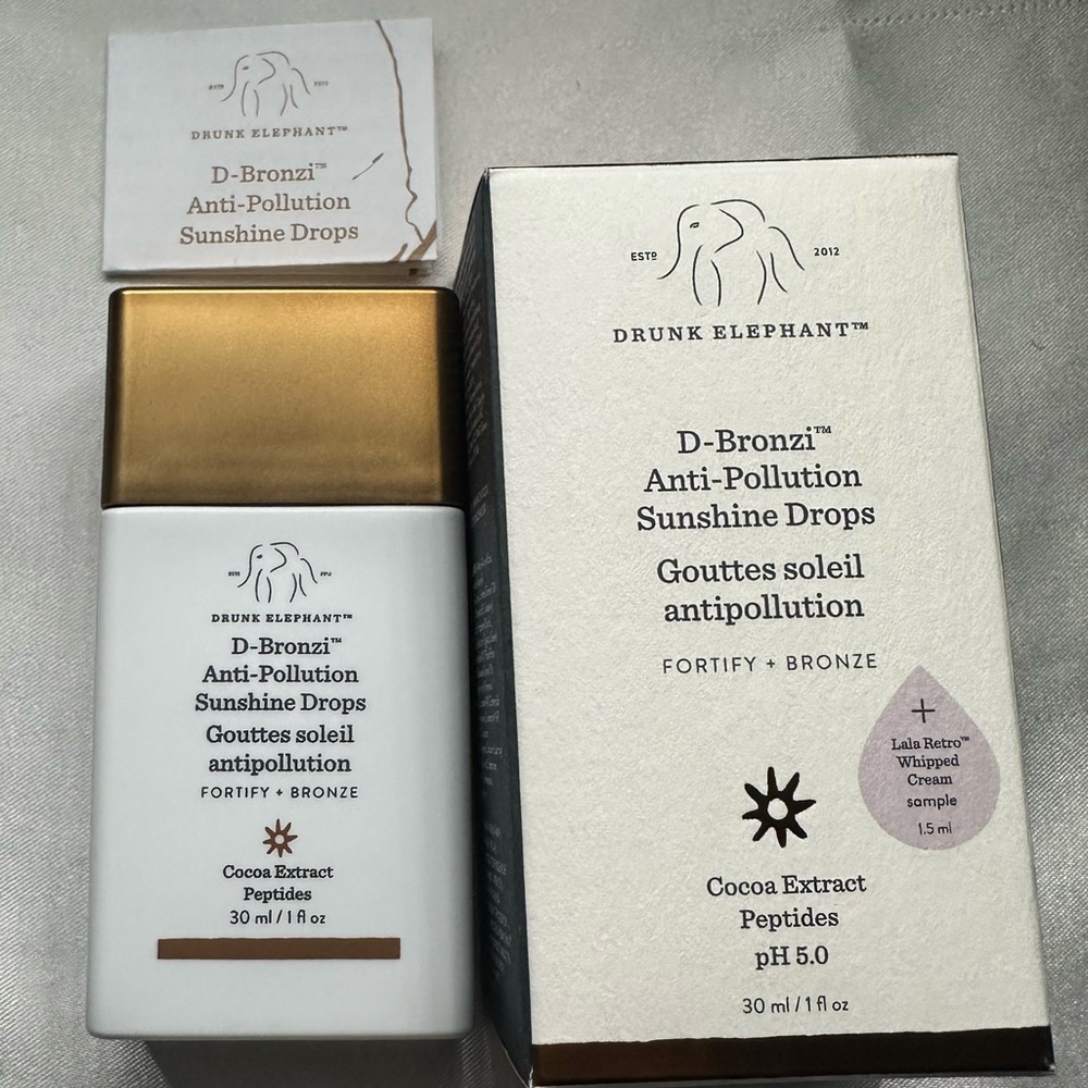 Drunk Elephant D-Bronzi (bronzing) 
Drops